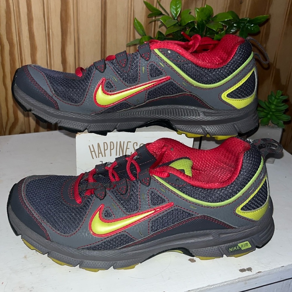 Nike ALVORD 9